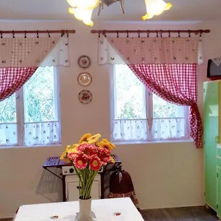 Beke Tanya Vendeghaz Es Glamping Bordany