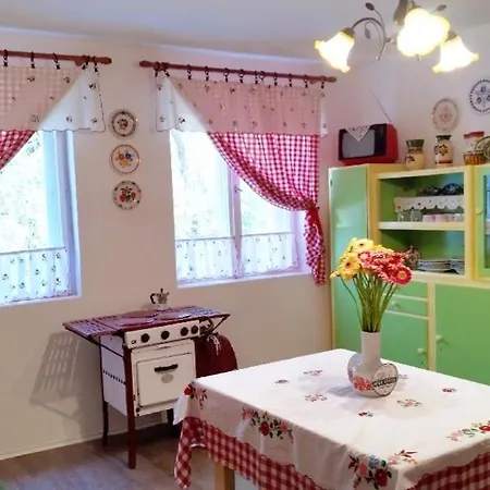 Holiday home Beke Tanya Vendeghaz Es Glamping